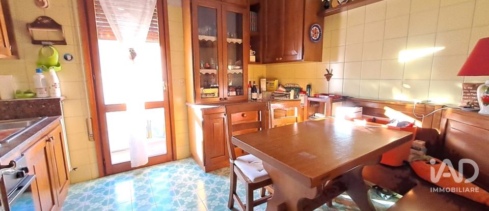 House boat 10 rooms of 210 m² in Padova (35141)