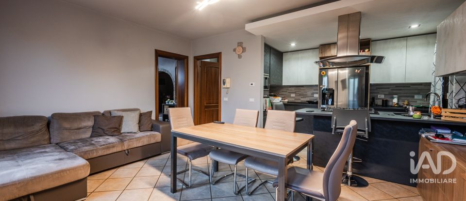 House 8 rooms of 382 m² in Concordia sulla Secchia (41033)