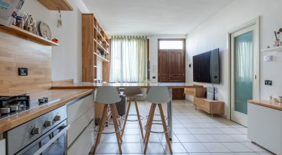 Quadrilocale di 55 m² a Ponsacco (56038)