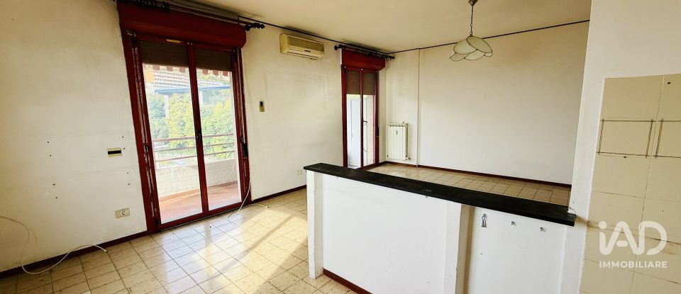 Appartamento 5 locali di 78 m² a Genova (16138)