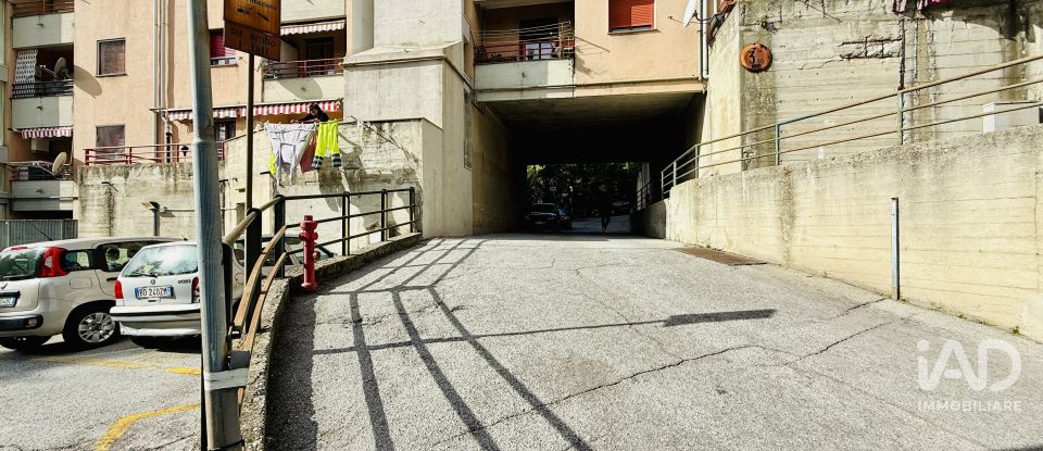 Appartamento 5 locali di 78 m² a Genova (16138)