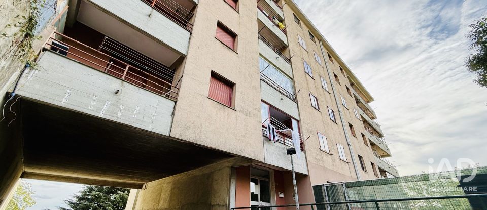 Appartamento 5 locali di 78 m² a Genova (16138)