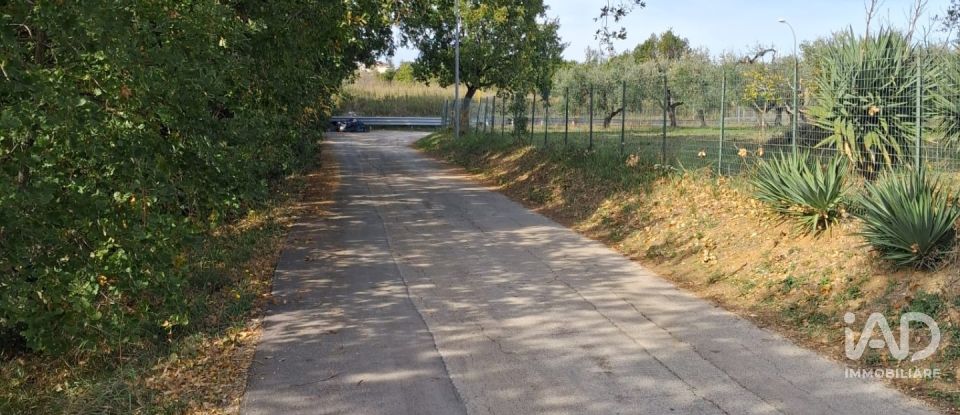 Terreno di 1.810 m² in Francavilla al Mare (66023)