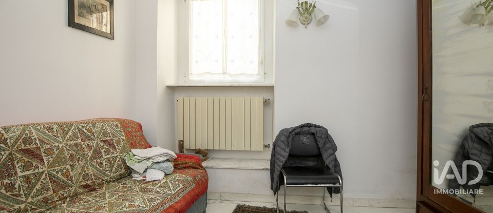 Appartamento 7 locali di 145 m² a Genova (16145)