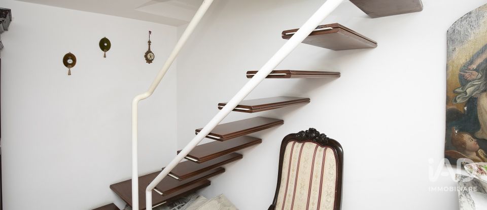 Appartamento 7 locali di 145 m² a Genova (16145)