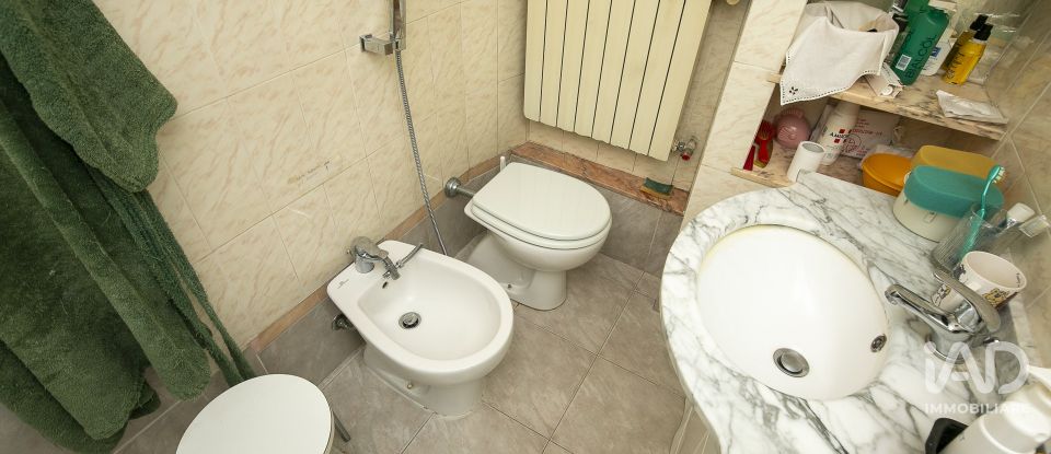 Appartamento 7 locali di 145 m² a Genova (16145)