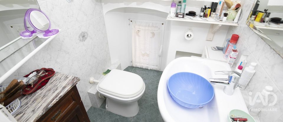 Appartamento 7 locali di 145 m² a Genova (16145)