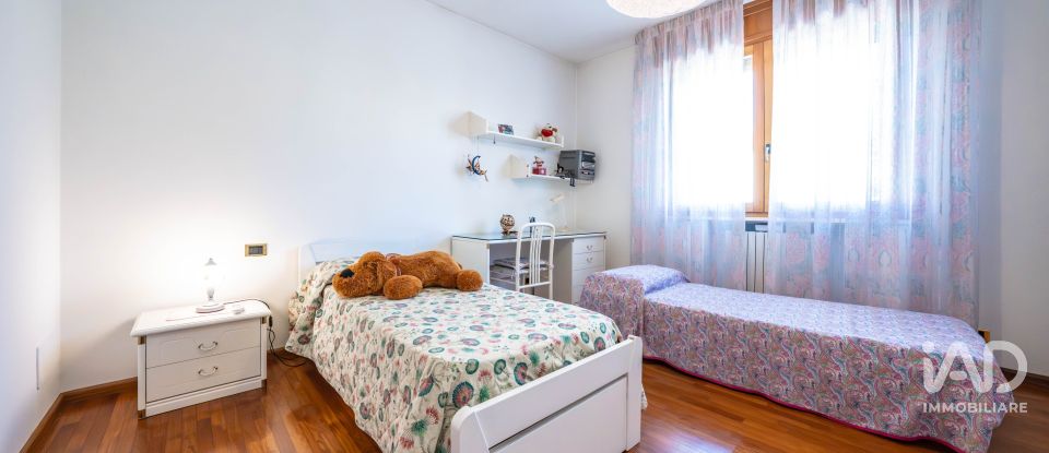 Casa indipendente 5 locali di 260 m² in Portomaggiore (44015)