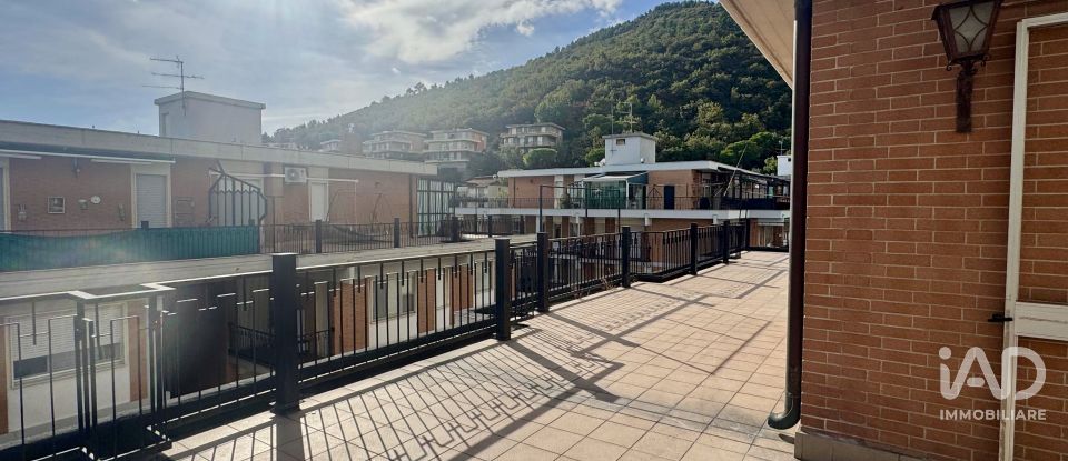 Loft 2 locali di 107 m² a Borghetto Santo Spirito (17052)