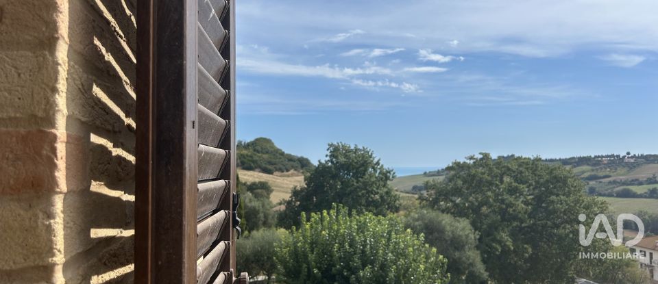 Rustico 7 locali di 432 m² in Potenza Picena (62018)