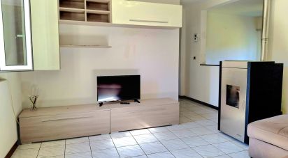 Four-room apartment of 80 m² in Firenze (50141)