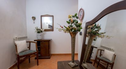 Apartment 8 rooms of 176 m² in Sarteano (53047)