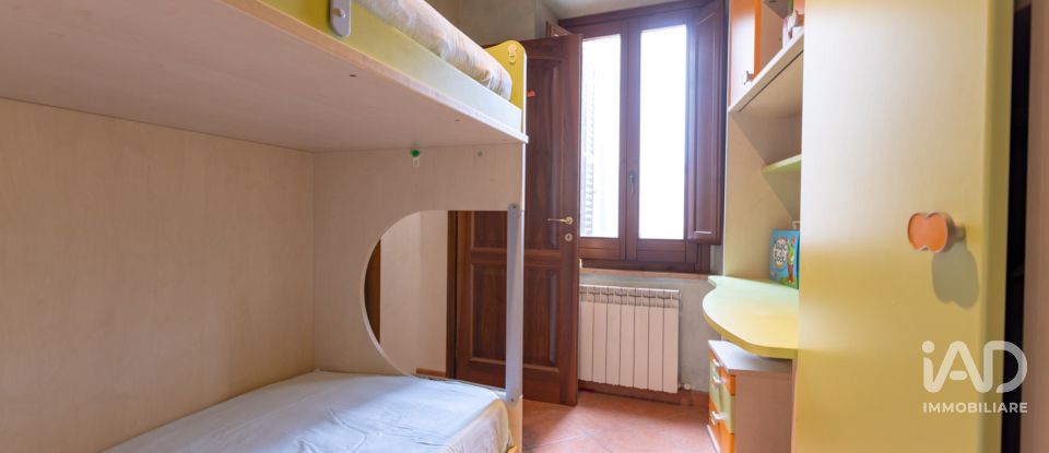 Appartamento 8 locali di 176 m² a Sarteano (53047)