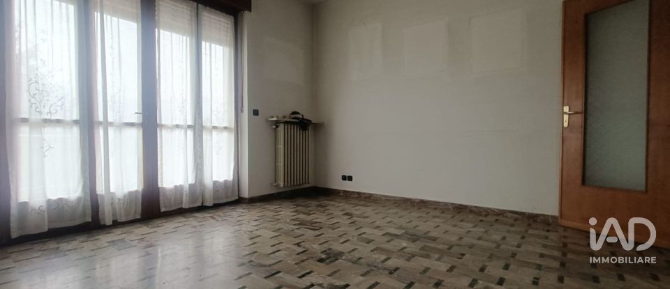 Appartamento 7 locali di 200 m² a Lanzo Torinese (10074)