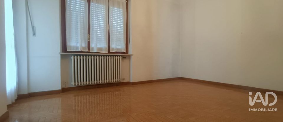Appartamento 7 locali di 200 m² a Lanzo Torinese (10074)