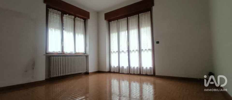 Appartamento 7 locali di 200 m² a Lanzo Torinese (10074)