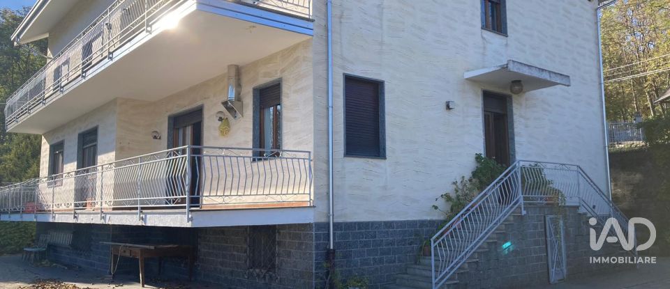 Appartamento 7 locali di 200 m² a Lanzo Torinese (10074)