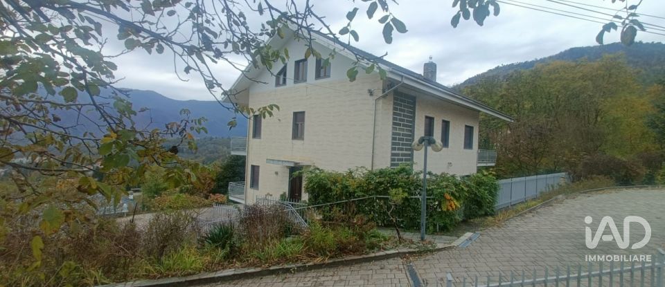 Appartamento 7 locali di 200 m² a Lanzo Torinese (10074)