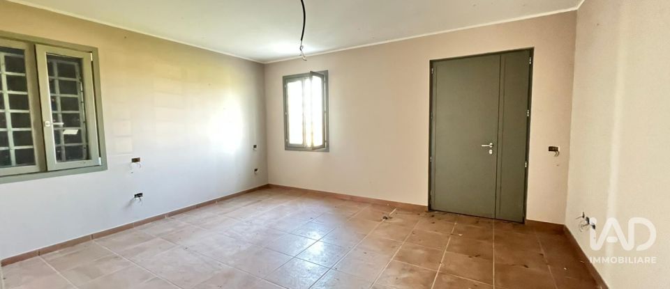 Casa indipendente 6 locali di 350 m² in San Felice sul Panaro (41038)