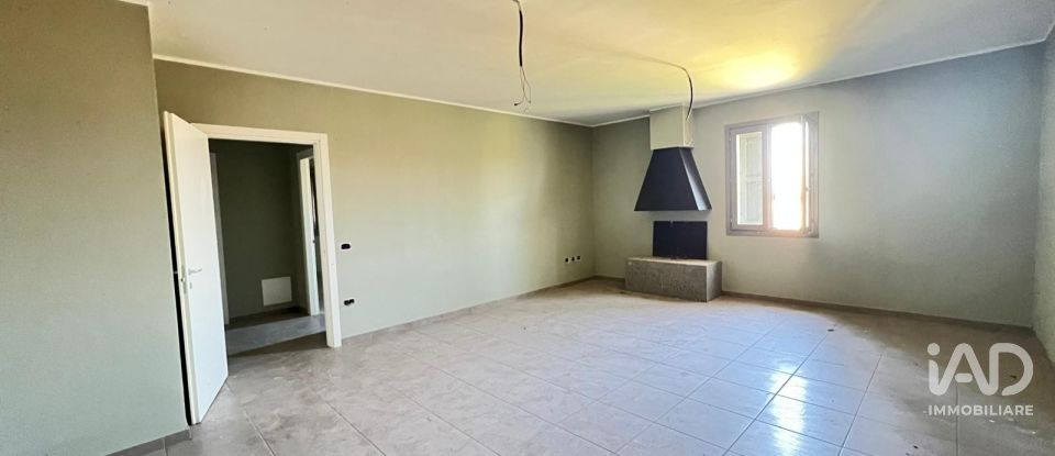 Casa indipendente 6 locali di 350 m² in San Felice sul Panaro (41038)