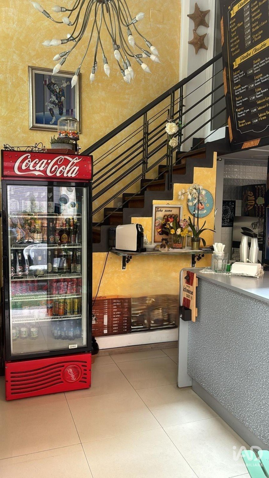 Retail property of 165 m² in Fano (61032)