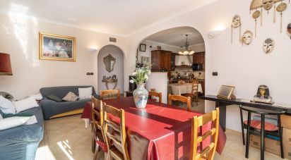 Appartamento 8 locali di 195 m² a Torino (10141)