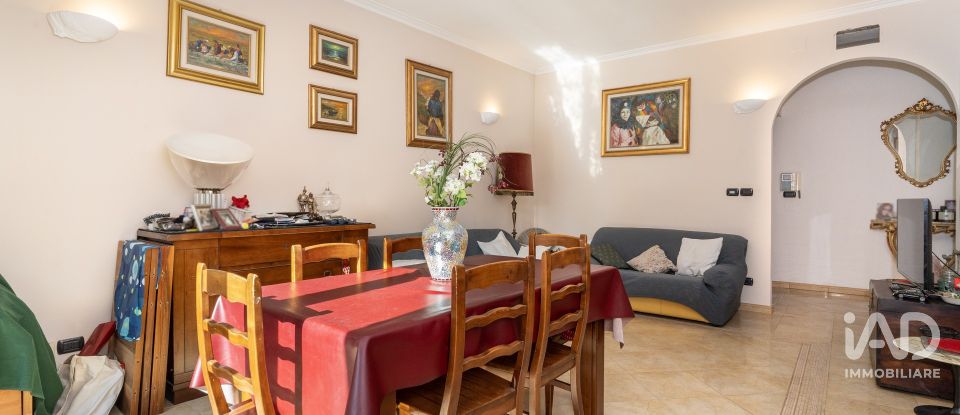 Appartamento 8 locali di 195 m² a Torino (10141)