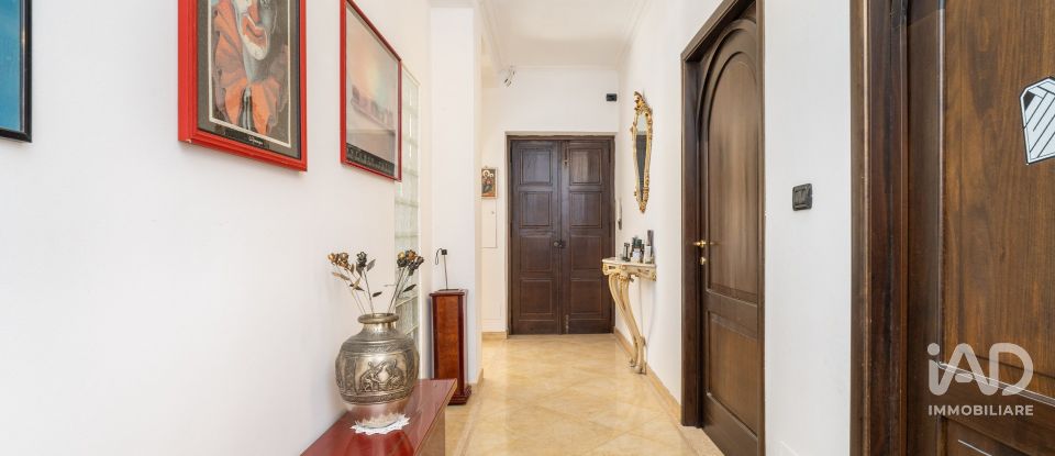 Appartamento 8 locali di 195 m² a Torino (10141)