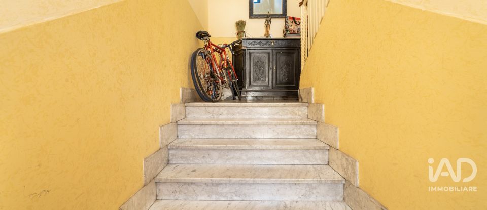 Appartamento 8 locali di 195 m² a Torino (10141)