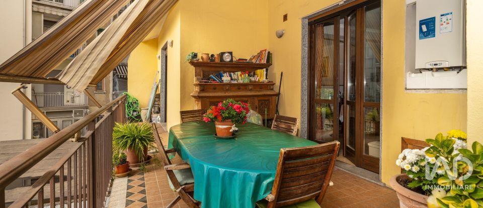 Appartamento 8 locali di 195 m² a Torino (10141)