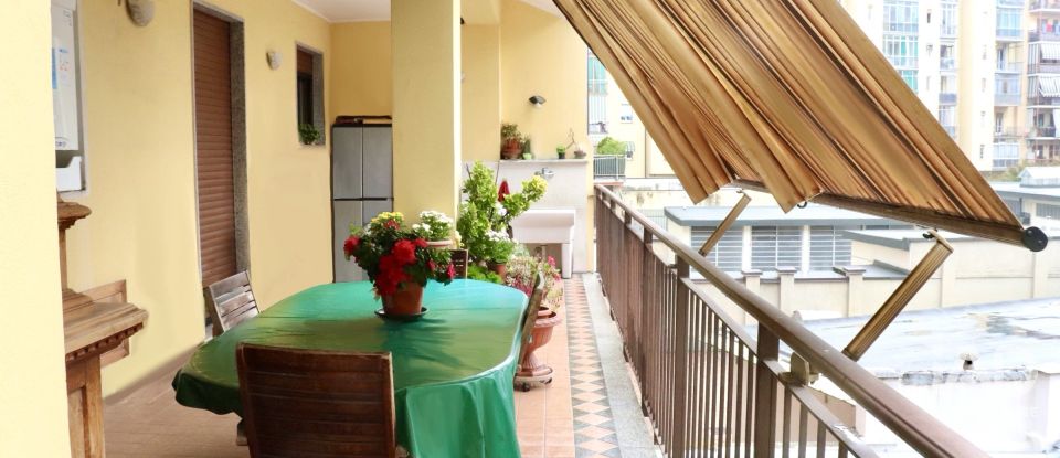 Appartamento 8 locali di 195 m² a Torino (10141)