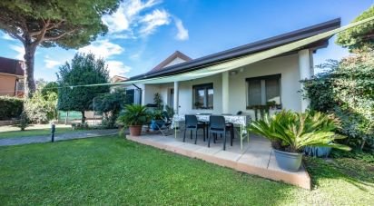 Casa indipendente 5 locali di 260 m² in Lagosanto (44023)