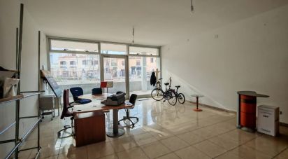 Negozio / locale commerciale di 65 m² in Olbia (07026)