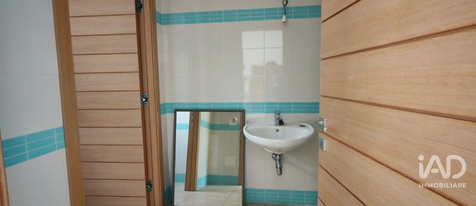 Negozio / locale commerciale di 65 m² in Olbia (07026)