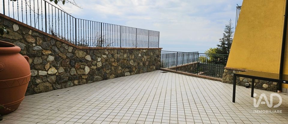 Villa a schiera 7 locali di 220 m² in Gizzeria (88040)