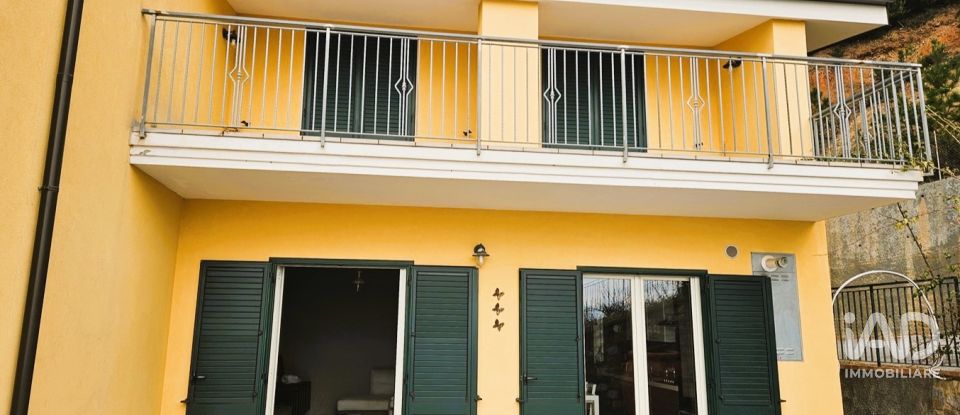 Villa a schiera 7 locali di 220 m² in Gizzeria (88040)