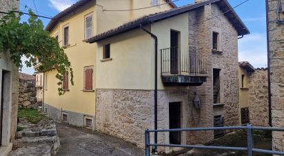 Costruzione di 100 m² in Ascoli Piceno (63100)