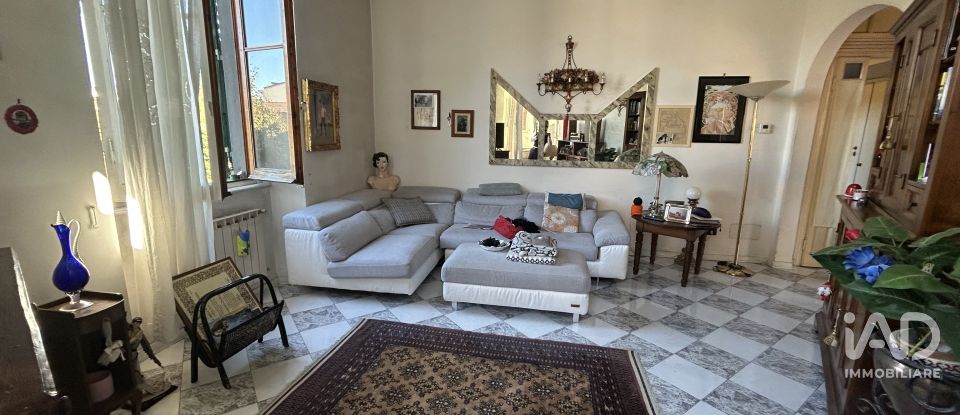 Immobile di prestigio 5 locali di 157 m² a Firenze (50136)