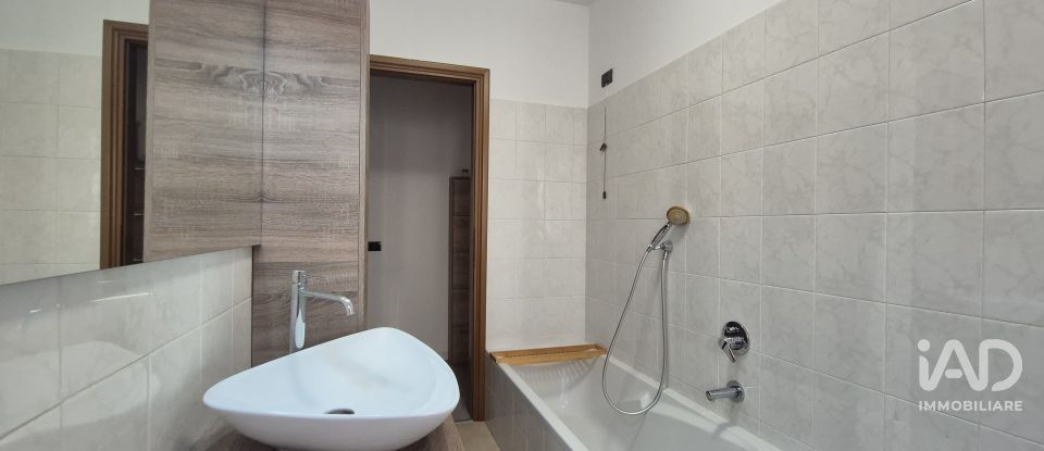 Trilocale di 70 m² a Baranzate (20021)