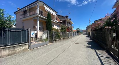 Casa indipendente / Villa 0 locali di 200 m² in Settimo Torinese (10036)