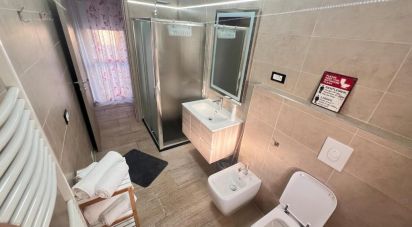 Casa indipendente / Villa 6 locali di 160 m² in Valfenera (14017)