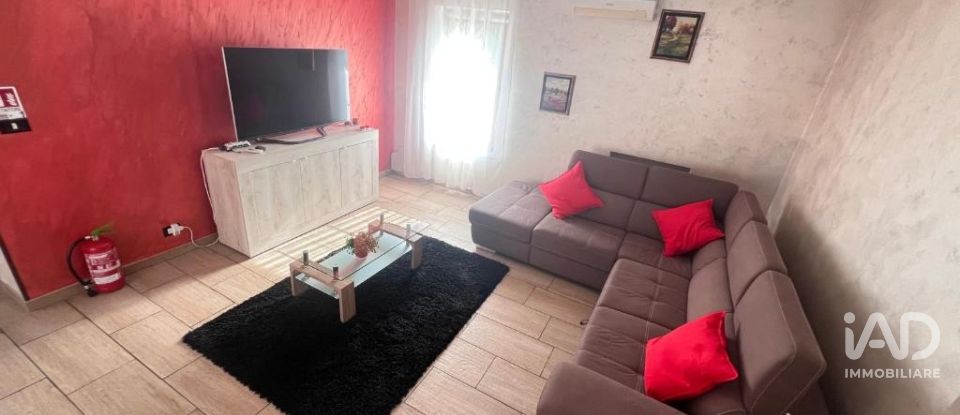Casa indipendente / Villa 6 locali di 160 m² in Valfenera (14017)