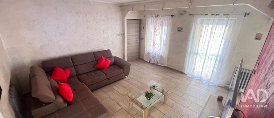 Casa indipendente / Villa 6 locali di 160 m² in Valfenera (14017)