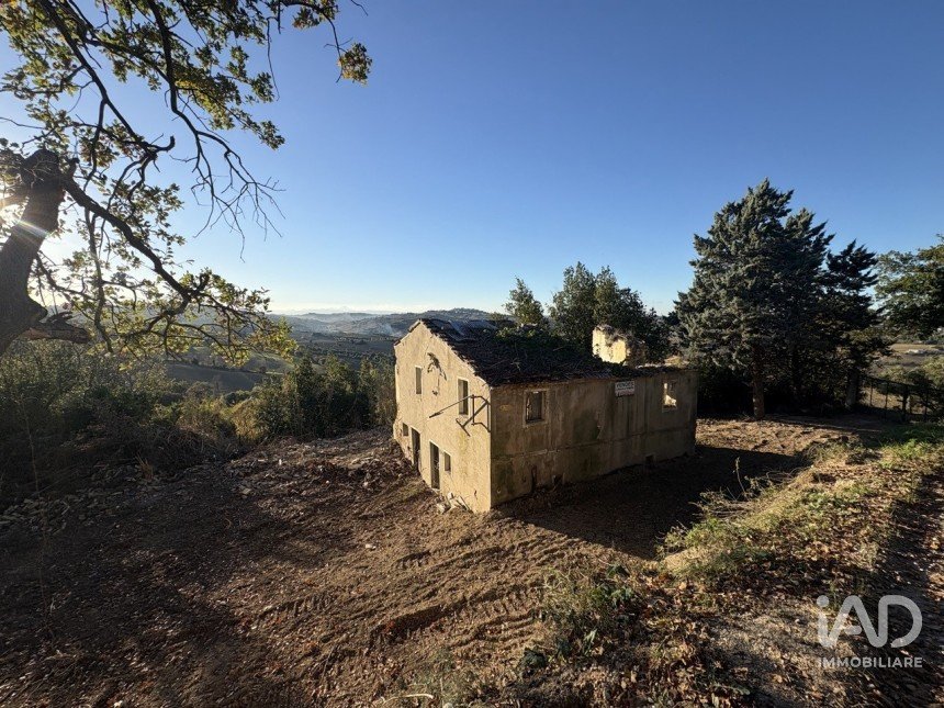 House 0 rooms of 130 m² in Montecosaro (62010)