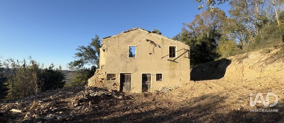 House 0 rooms of 130 m² in Montecosaro (62010)