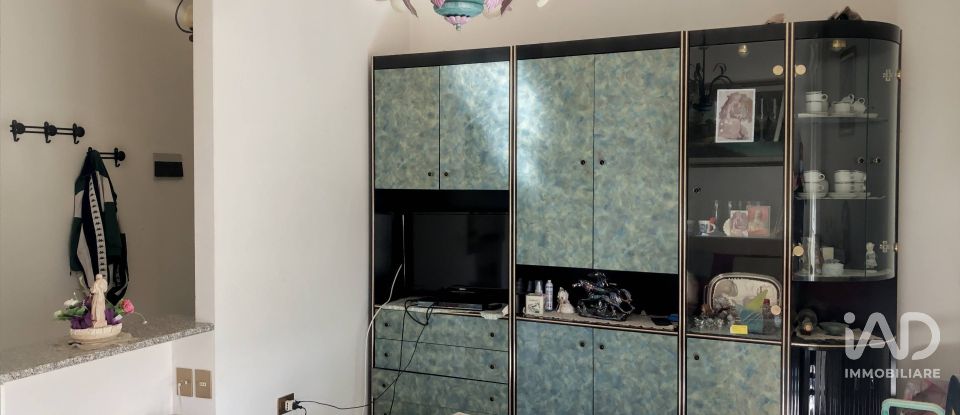 Casa indipendente / Villa 10 locali di 300 m² in Mombaroccio (61024)