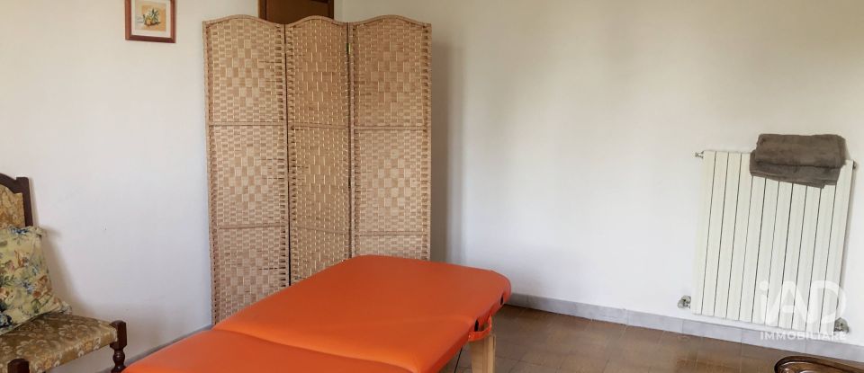 Casa indipendente / Villa 10 locali di 300 m² in Mombaroccio (61024)