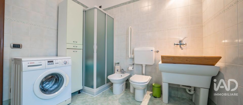 Casa indipendente / Villa 8 locali di 220 m² in Brescia (25127)