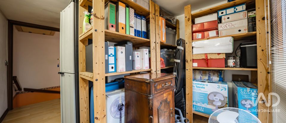 Casa indipendente / Villa 8 locali di 220 m² in Brescia (25127)