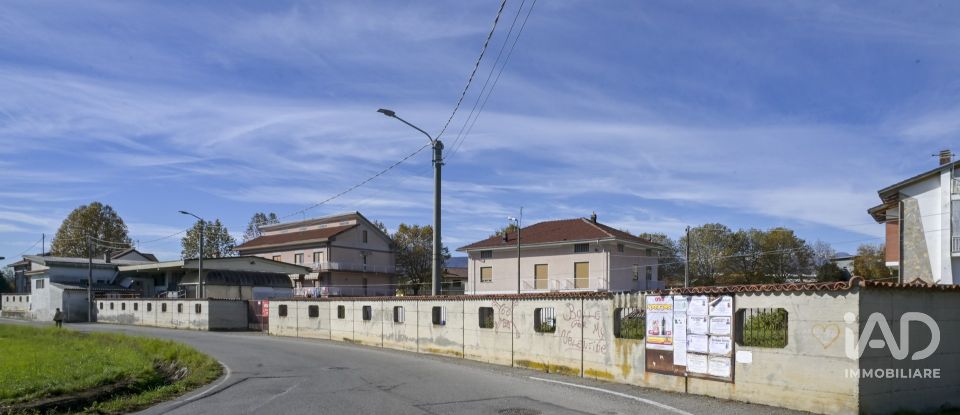 Warehouse of 580 m² in San Carlo Canavese (10070)